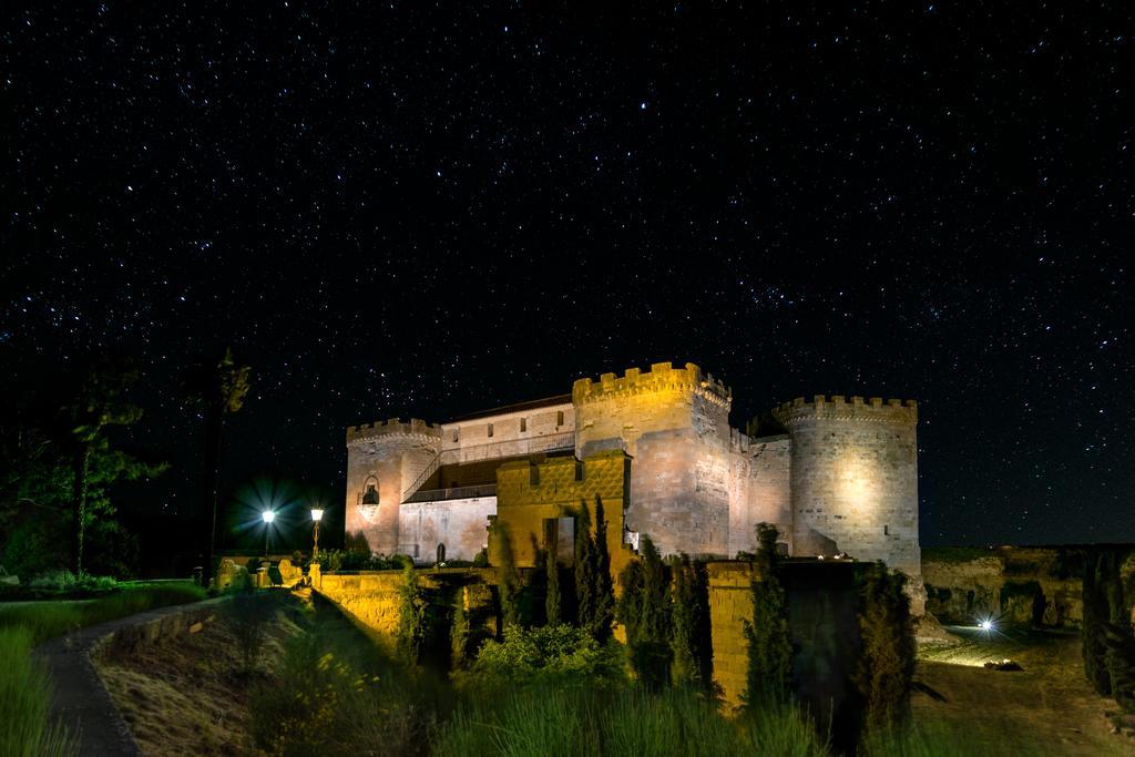 Posada Real Castillo Del Buen Amor Topas Eksteriør billede