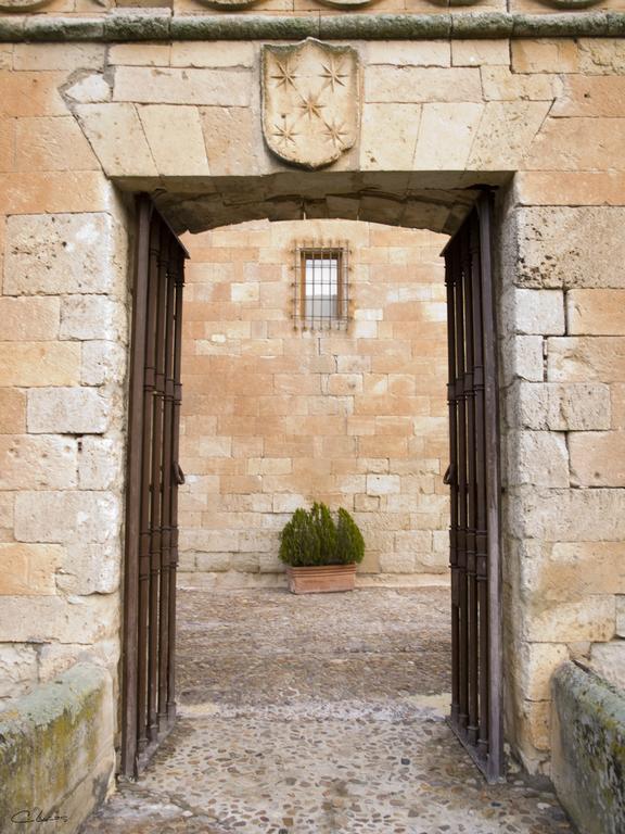 Posada Real Castillo Del Buen Amor Topas Eksteriør billede